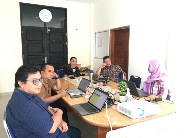 TINGKATKAN AKREDITASI, TIM APT GELAR REVIEW INTERNAL