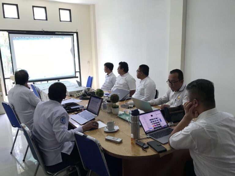 GUNA TERWUJUDNYA AKREDITASI UNGGUL, LPM SUKSES ADAKAN REVIEW INTERNAL