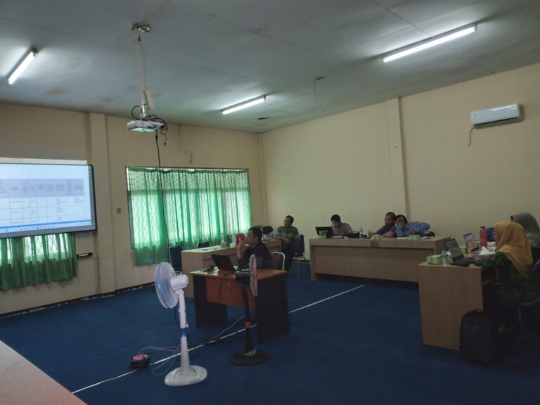 LPM TURUT DAMPINGI PROGRAM STUDI HUKUM EKONOMI SYARIAH DAN HUKUM KELUARGA ISLAM DALAM REVIEW DOKUMEN ISK
