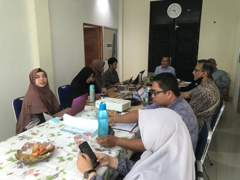 REVIEW INSTRUMEN, LPM GELAR RAPAT LANJUTAN