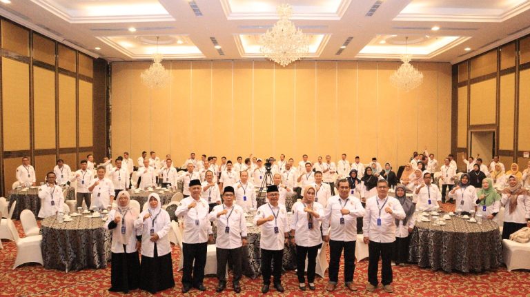 IAIN PONTIANAK GELAR RAPAT KERJA TAHUNAN DENGAN FOKUS DIGITALISASI LAYANAN