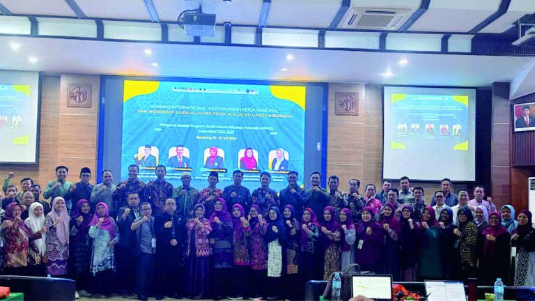 KOORDINATOR PENJAMINAN MUTU FAKULTAS SYARIAH IAIN PONTIANAK IKUTI WORKSHOP KURIKULUM OBE DI BANDUNG