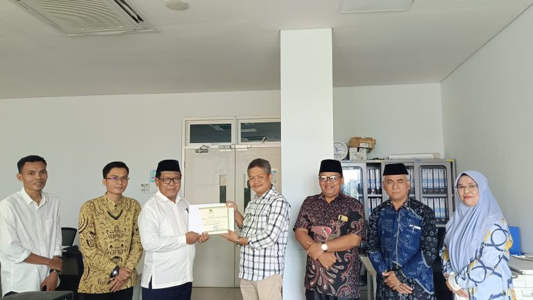 KUNJUNGAN LPM IAIN PONTIANAK DALAM RANGKA PENGAMBILAN SERTIFIKAT PENDIDIK DAN KOORDINASI SERTIFIKASI DOSEN DI UIN SULTHAN THAHA SAIFUDDIN JAMBI