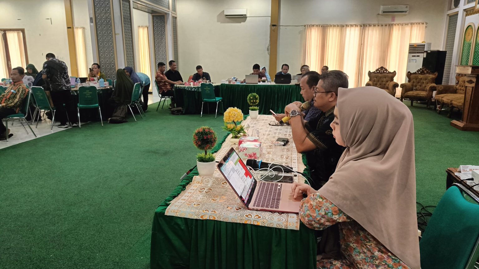 LPM IAIN Pontianak Beri Penghargaan pada Program Studi_5