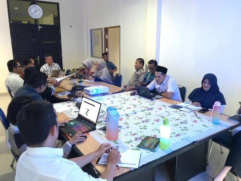 RAPAT KOORDINASI IDENTIFIKASI TEMUAN AUDIT UNTUK MEMPEROLEH AKREDITASI INTERNASIONAL DI IAIN PONTIANAK