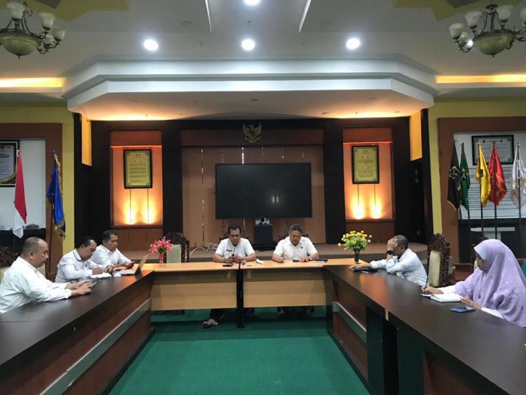 RAPAT KOORDINASI PENILAIAN KINERJA DOSEN: SETIAP DOSEN WAJIB MELAPORKAN KINERJA TRI DHARMA PERGURUAN TINGGI