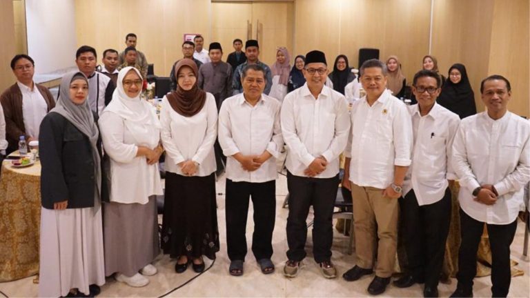 SINERGISITAS LPM IAIN PONTIANAK DAN MA’HAD AL-JAMI’AH IAIN PONTIANAK DALAM PENYUSUNAN KURIKULUM MA’HAD