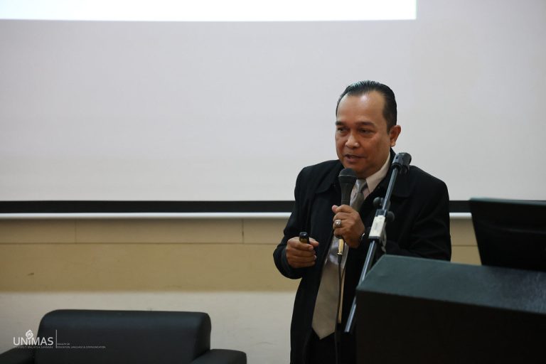 SEMINAR INTERNASIONAL UNIVERSITI MALAYSIA SARAWAK (UNIMAS) HADIRKAN KAJIAN PENDIDIKAN ISLAM DI BORNEO