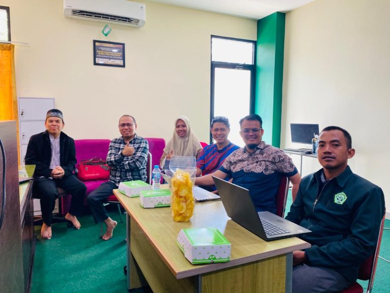 KETUA LPM STIE ABDUSSALAM KUBU RAYA HADIRI AUDIT MUTU INTERNAL PRODI MES PASCASARJANA IAIN PONTIANAK SEBAGAI OBSERVER
