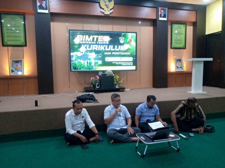 KETUA LPM TEKANKAN KETERUKURAN CPL–CPMK DALAM BIMTEK KURIKULUM SI-SAKUR